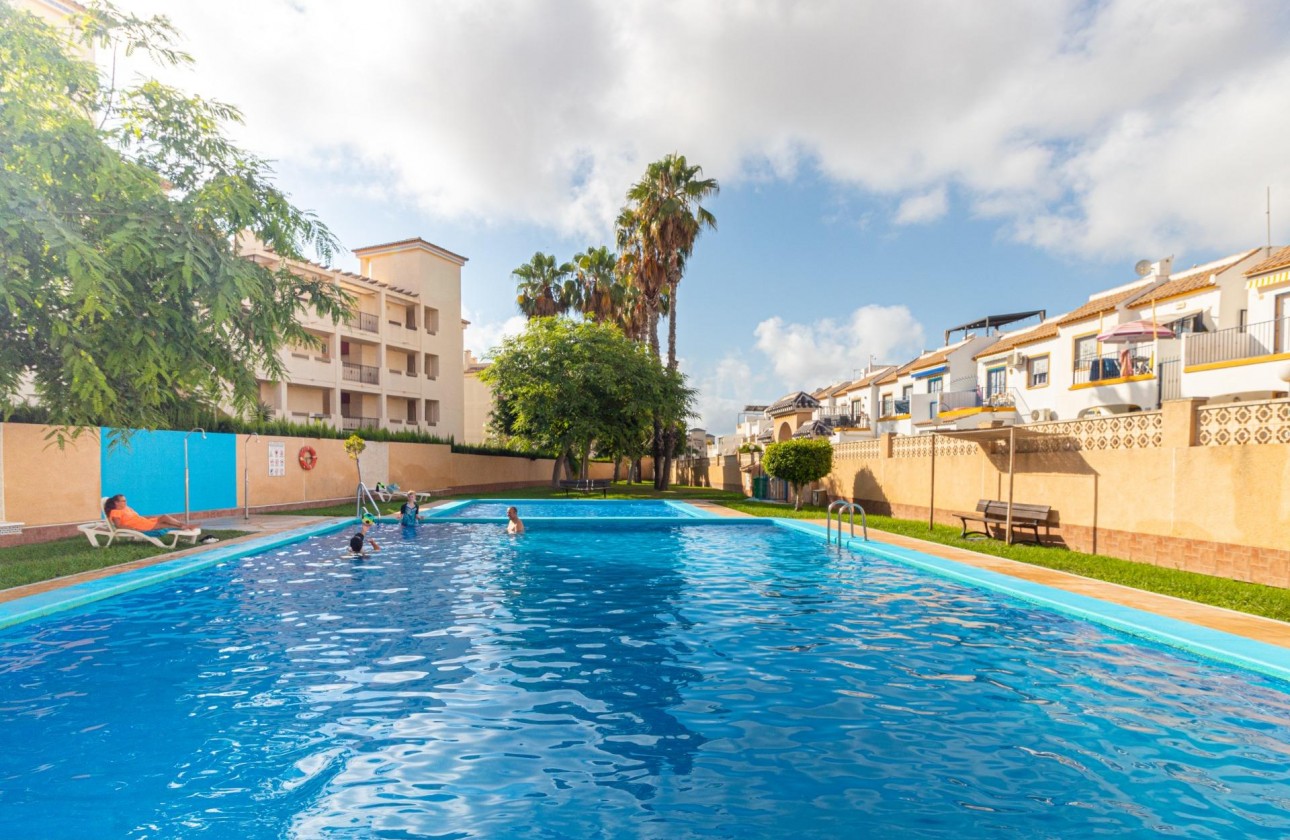 Resale - Villa - Orihuela Costa - La Florida