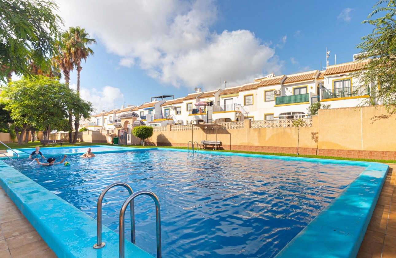 Resale - Villa - Orihuela Costa - La Florida