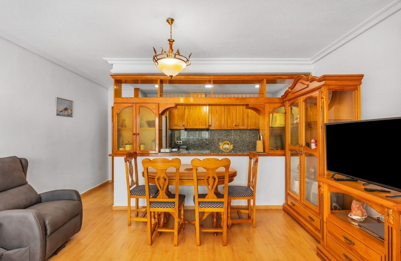 Revente - Appartement - Torrevieja - Paseo maritimo