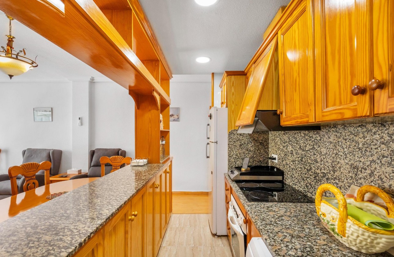 Revente - Appartement - Torrevieja - Paseo maritimo