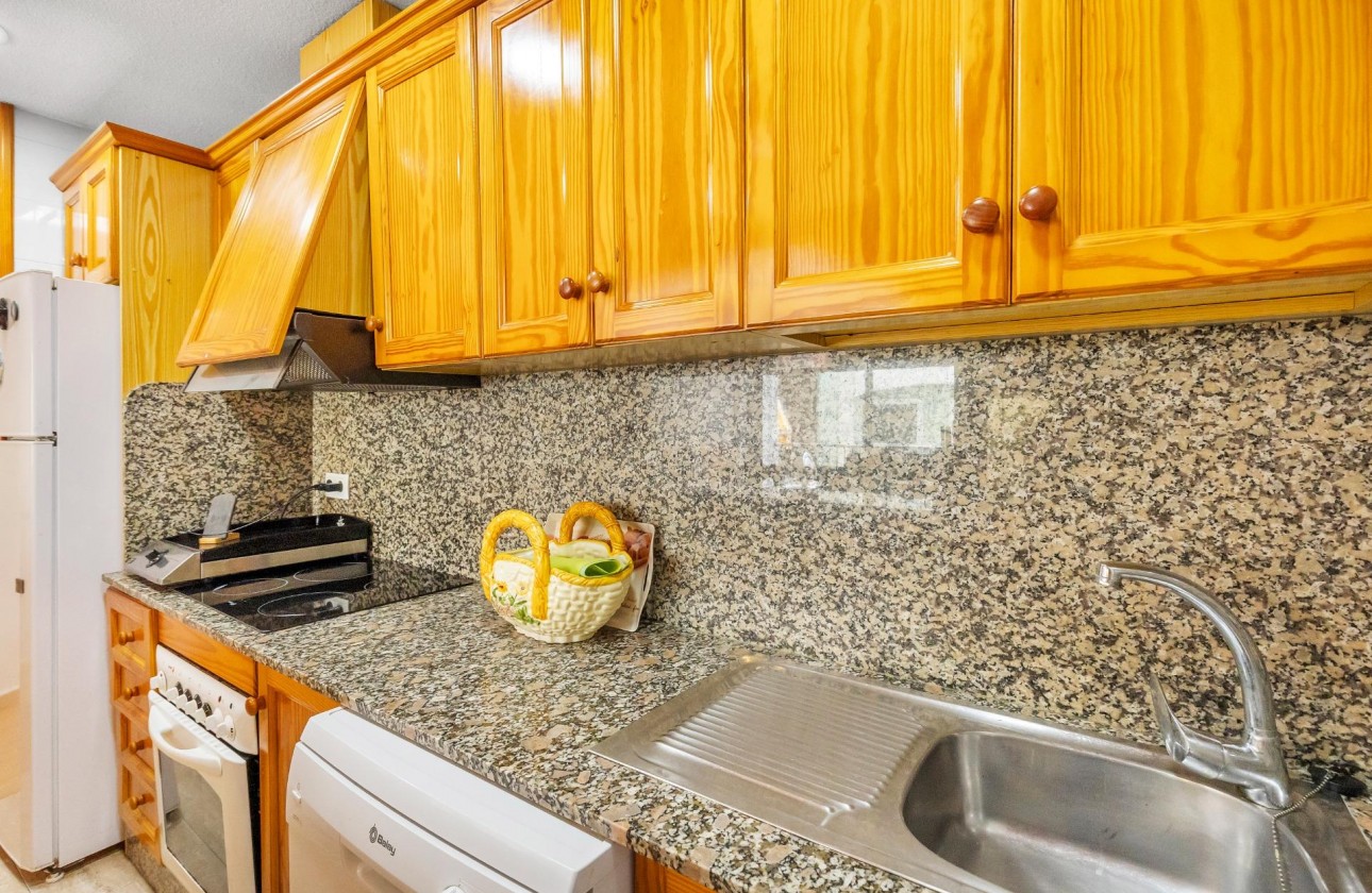 Revente - Appartement - Torrevieja - Paseo maritimo