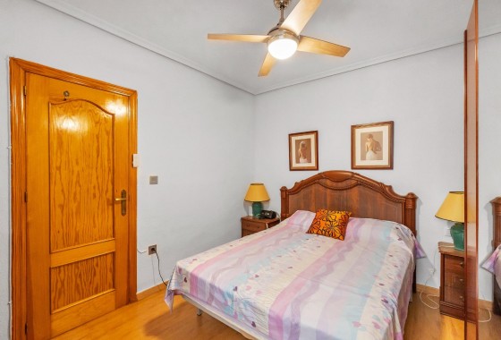 Revente - Appartement - Torrevieja - Paseo maritimo