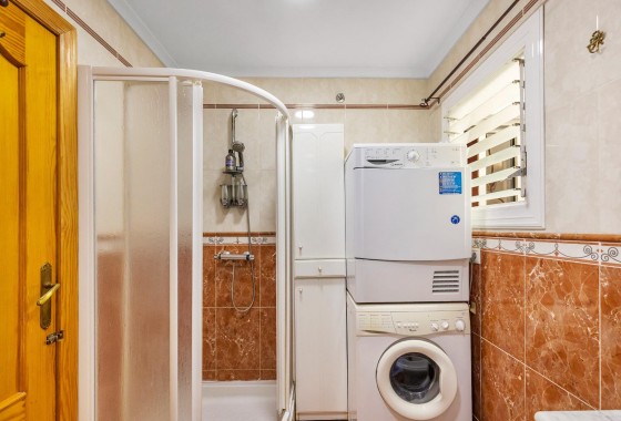 Revente - Appartement - Torrevieja - Paseo maritimo