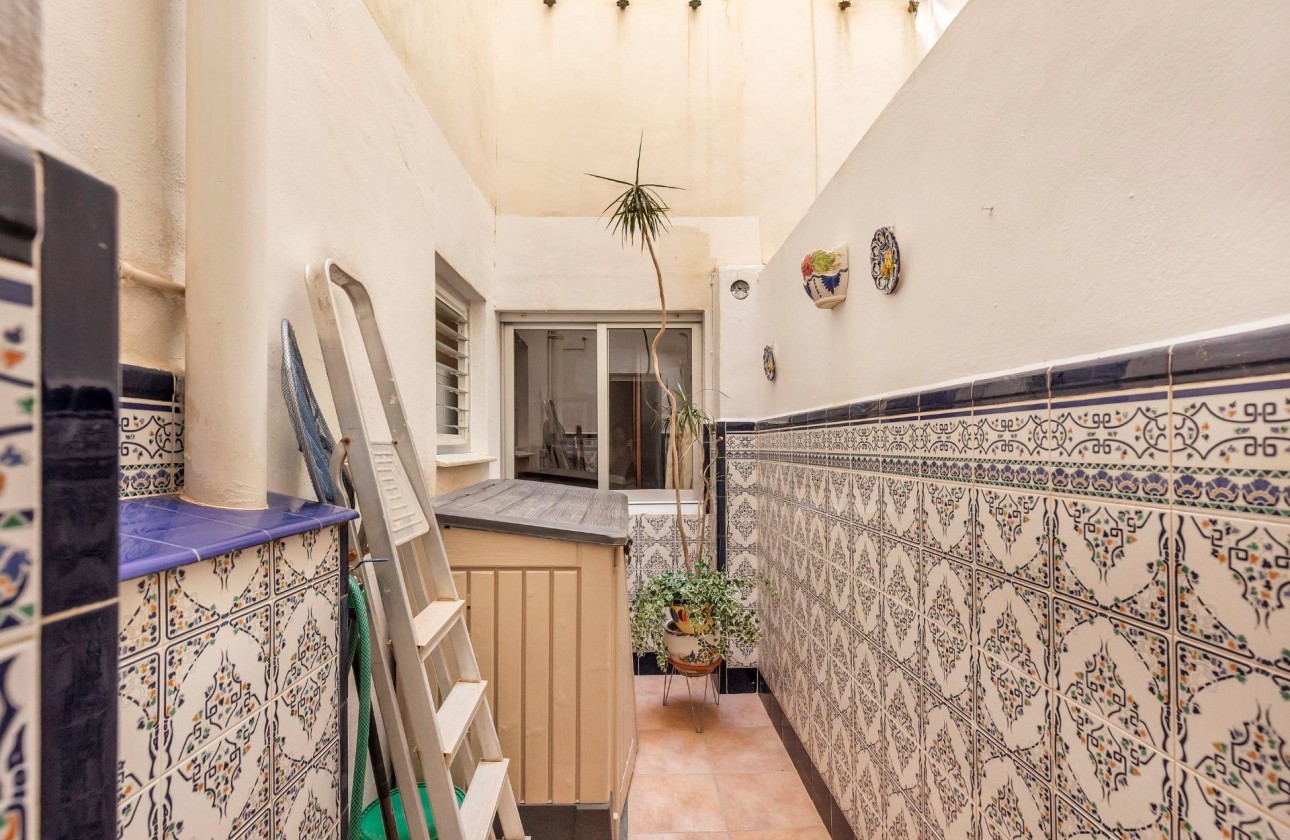 Revente - Appartement - Torrevieja - Paseo maritimo