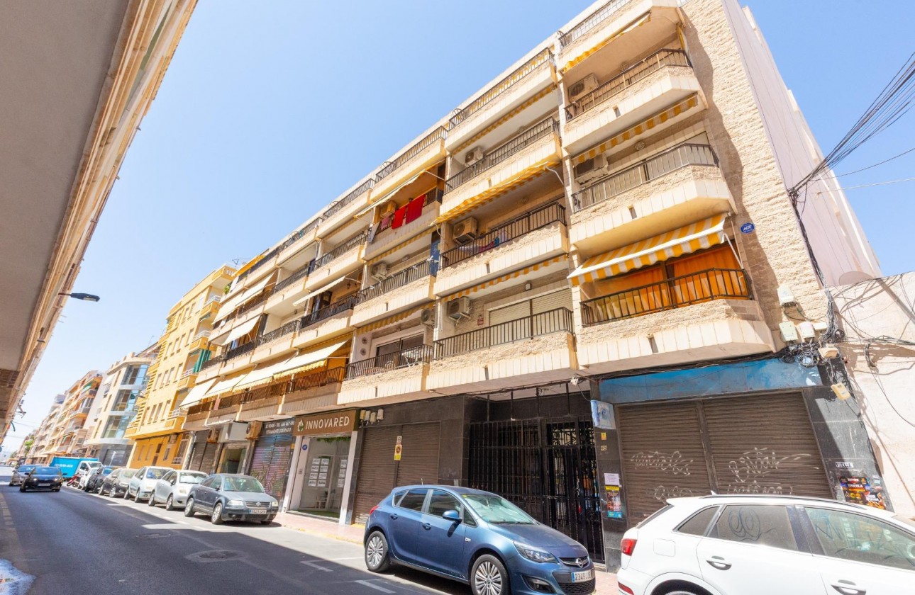 Revente - Appartement - Torrevieja - Paseo maritimo
