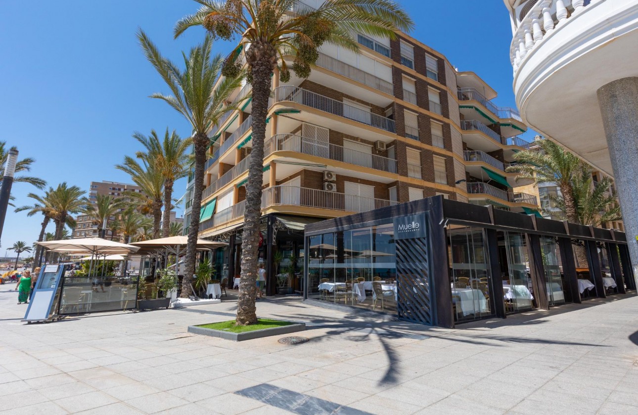 Revente - Appartement - Torrevieja - Paseo maritimo
