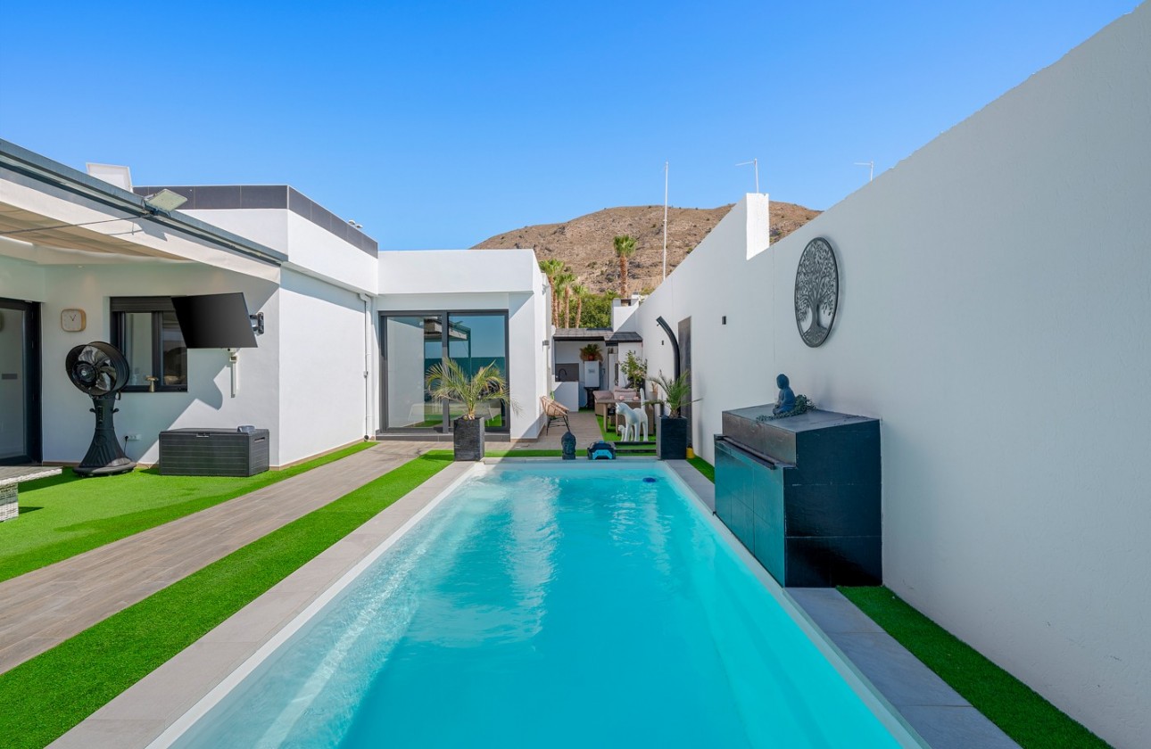 Resale - Villa - Fortuna - Urbanizacion las kalendas