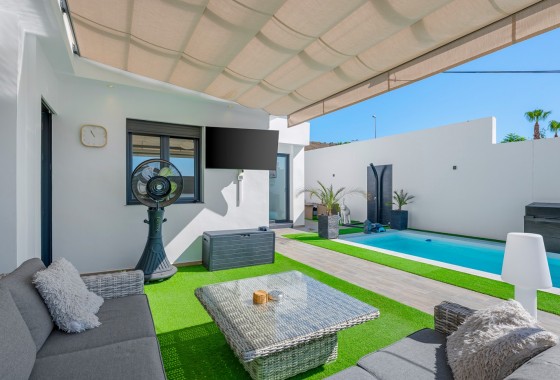 Resale - Villa - Fortuna - Urbanizacion las kalendas