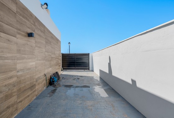 Resale - Villa - Fortuna - Urbanizacion las kalendas