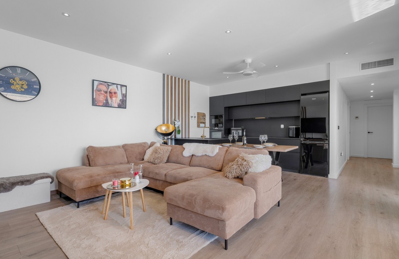 Resale - Villa - Fortuna - Urbanizacion las kalendas