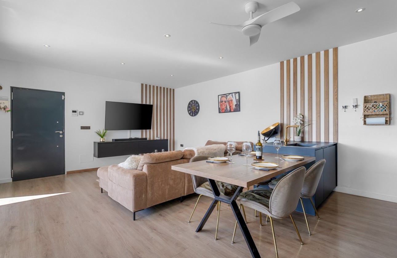 Resale - Villa - Fortuna - Urbanizacion las kalendas