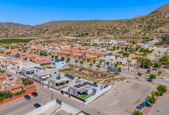 Resale - Villa - Fortuna - Urbanizacion las kalendas