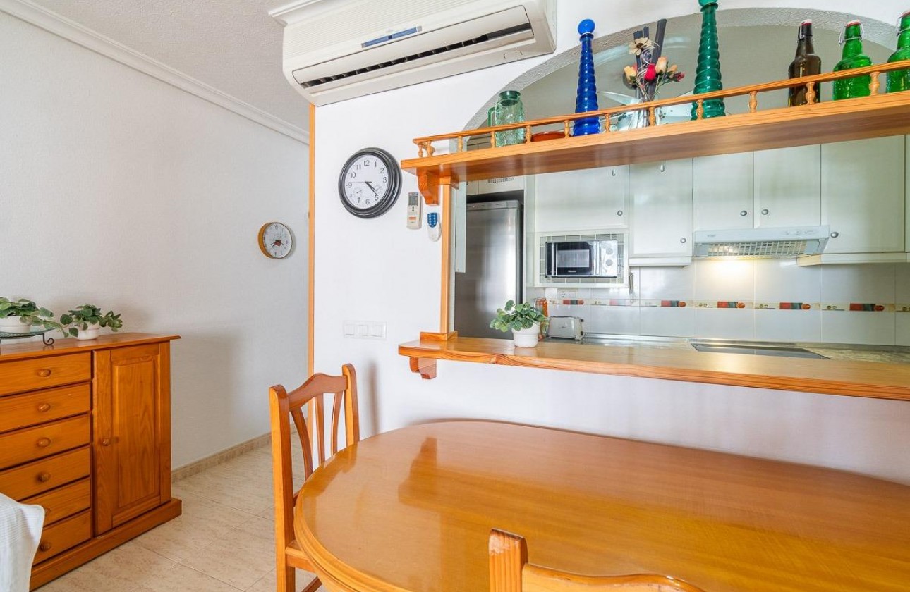 Alquiler a largo plazo - Apartamento / piso - Torrevieja - La Mata