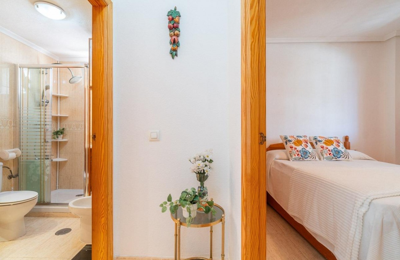 Alquiler a largo plazo - Apartamento / piso - Torrevieja - La Mata