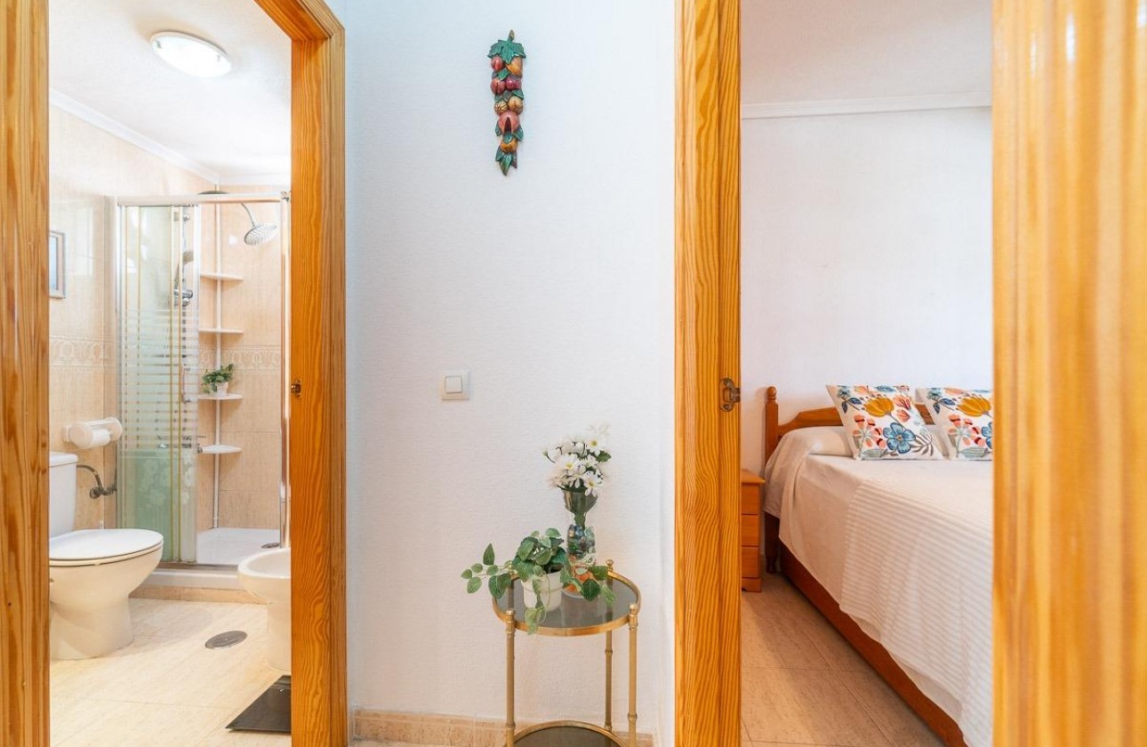 Alquiler a largo plazo - Apartamento / piso - Torrevieja - La Mata
