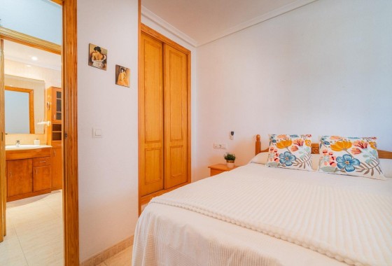 Alquiler a largo plazo - Apartamento / piso - Torrevieja - La Mata