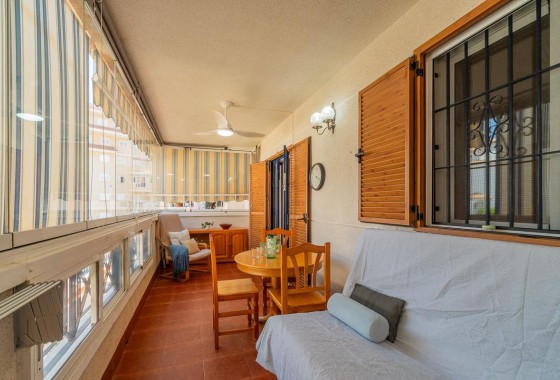 Alquiler a largo plazo - Apartamento / piso - Torrevieja - La Mata