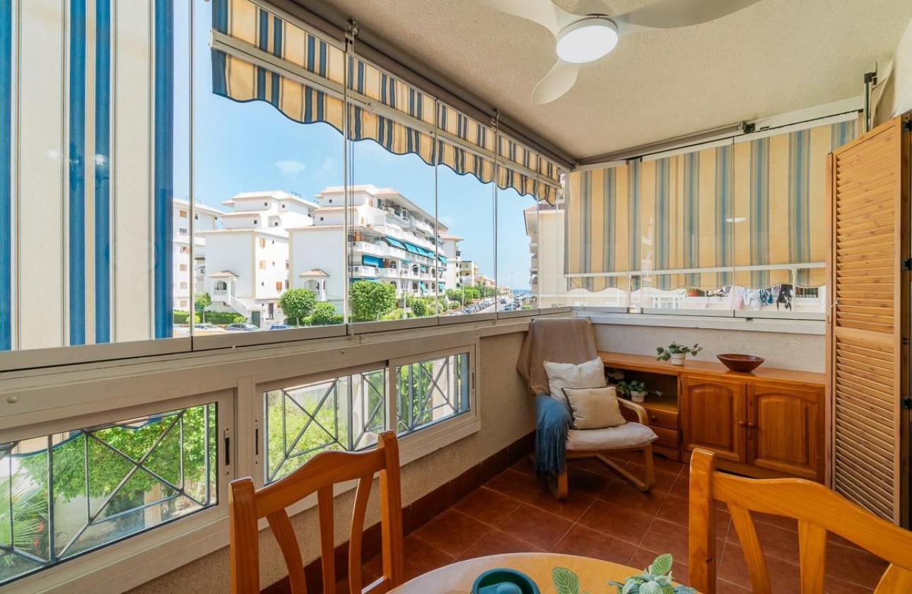 Alquiler a largo plazo - Apartamento / piso - Torrevieja - La Mata