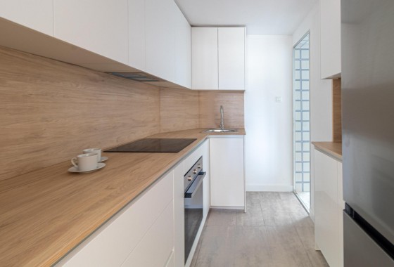 Resale - Apartment / flat - Torrevieja - La Mata pueblo