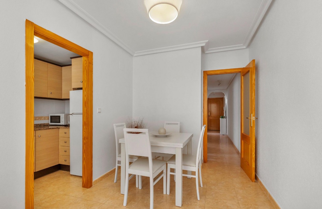 Resale - Apartment / flat - Torrevieja - Nueva Torrevieja