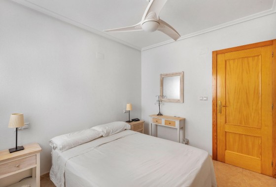 Resale - Apartment / flat - Torrevieja - Nueva Torrevieja