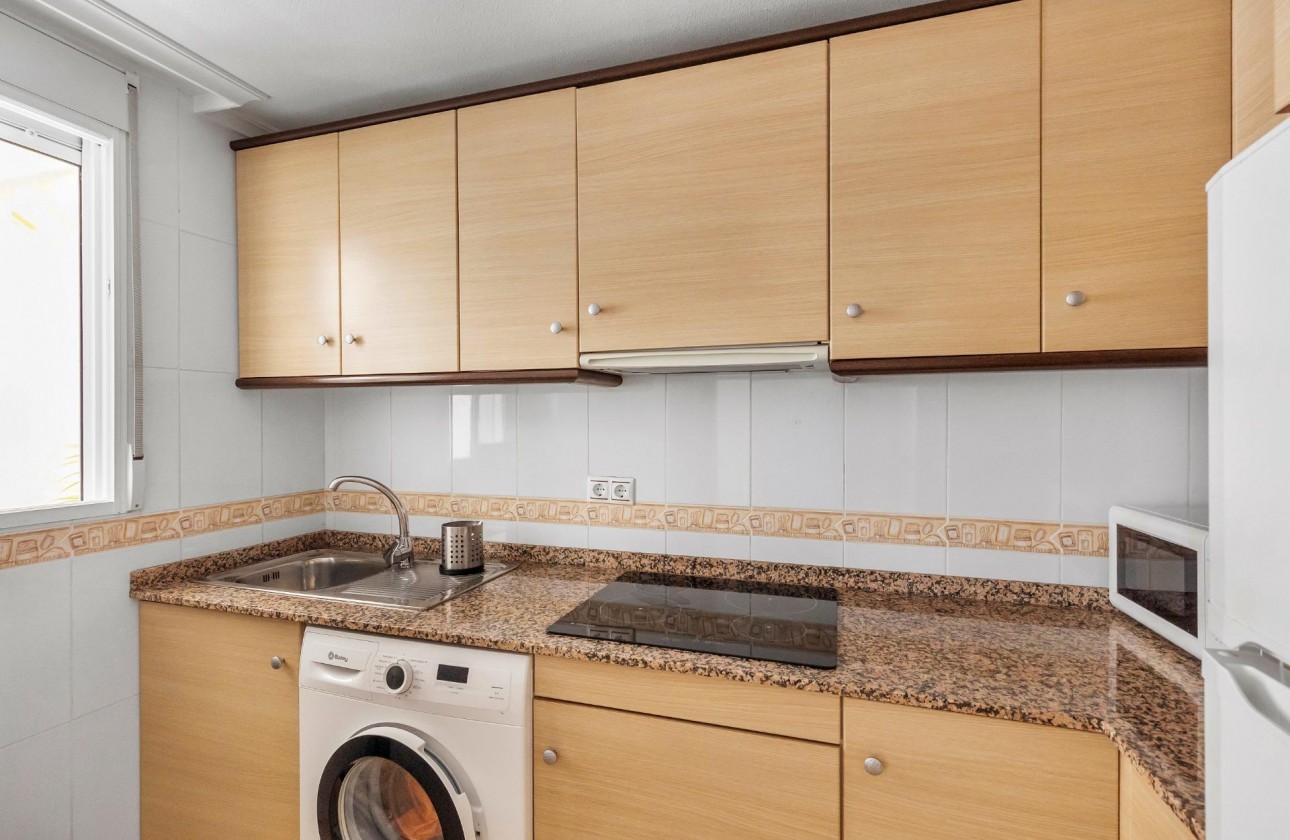 Resale - Apartment / flat - Torrevieja - Nueva Torrevieja