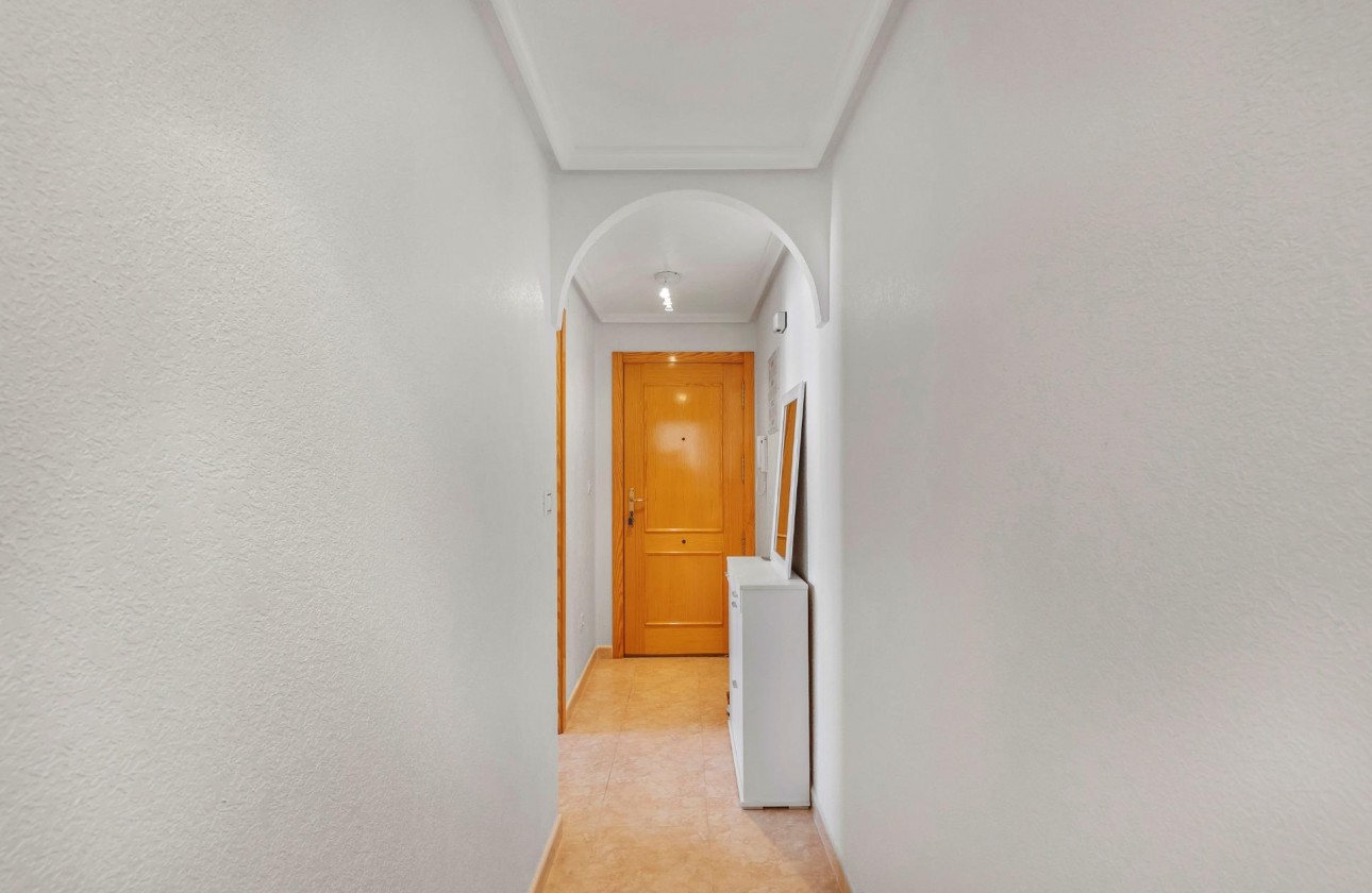 Resale - Apartment / flat - Torrevieja - Nueva Torrevieja