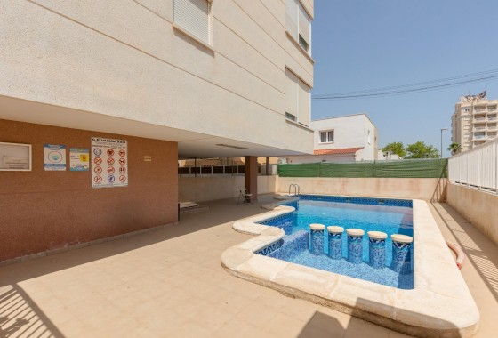 Resale - Apartment / flat - Torrevieja - Nueva Torrevieja