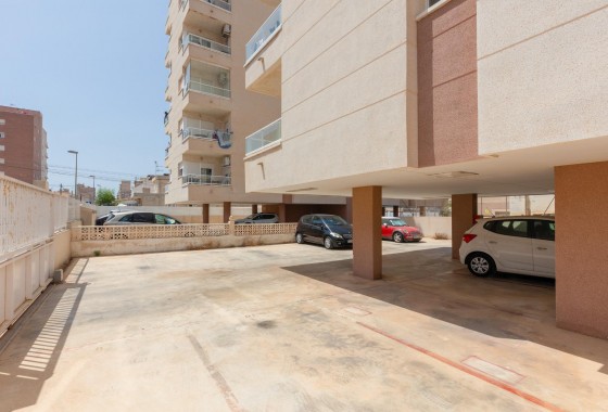Resale - Apartment / flat - Torrevieja - Nueva Torrevieja