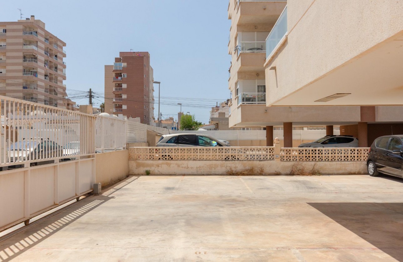Resale - Apartment / flat - Torrevieja - Nueva Torrevieja