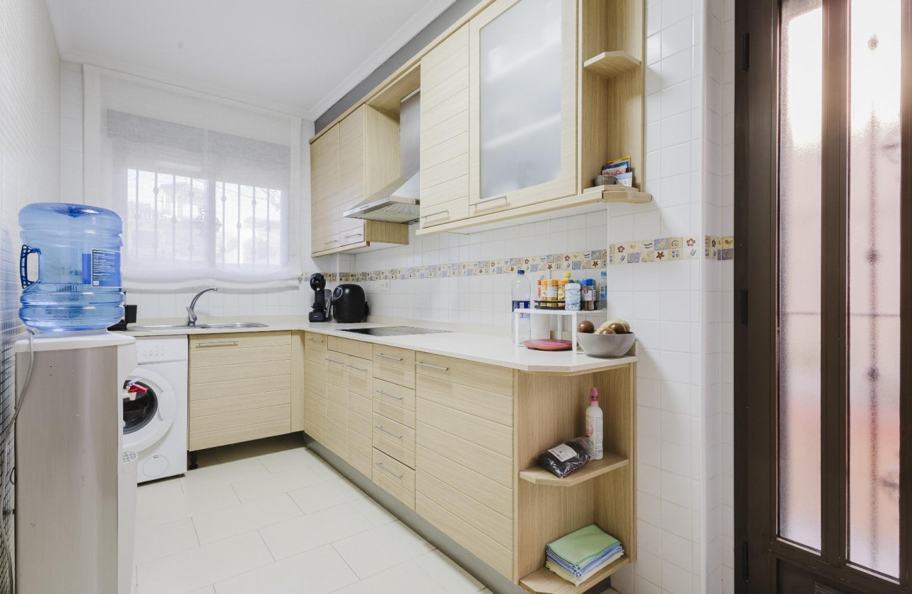 Resale - Villa - Torrevieja - Aguas Nuevas