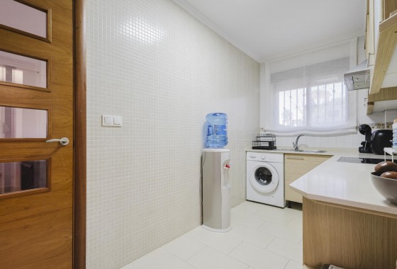 Resale - Villa - Torrevieja - Aguas Nuevas