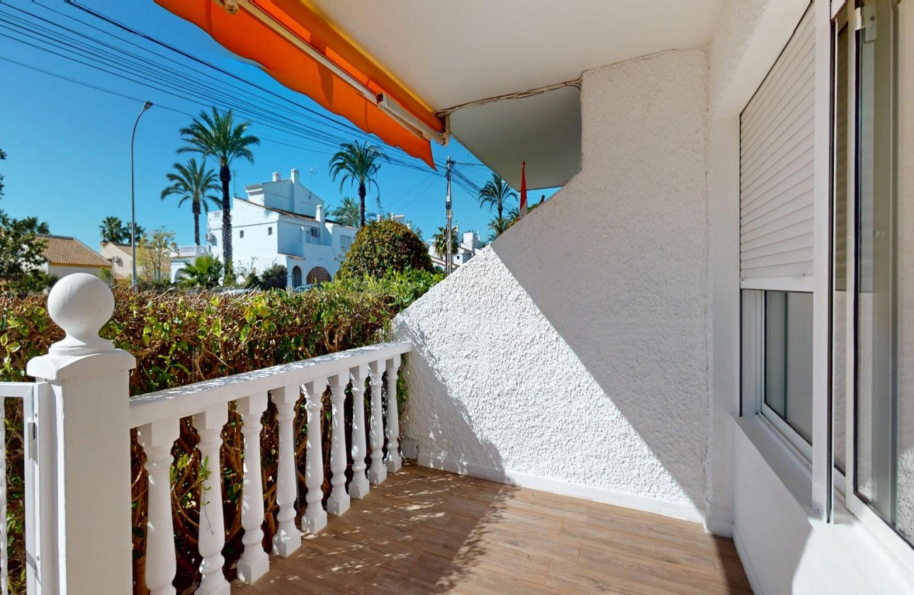 Resale - Bungalow - Orihuela Costa - Villamartín