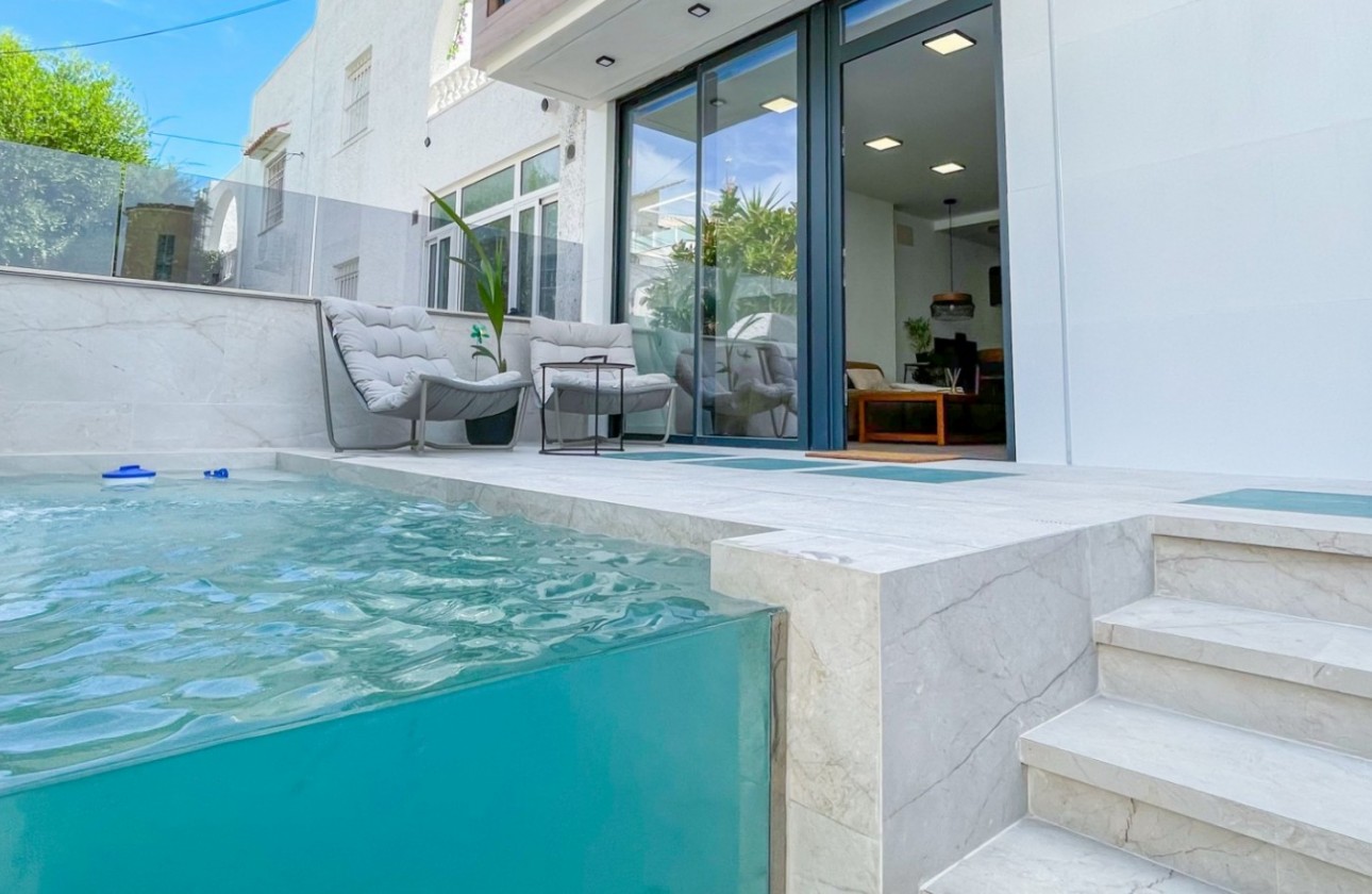 Revente - Villa - Torrevieja - Nueva Torrevieja - Aguas Nuevas