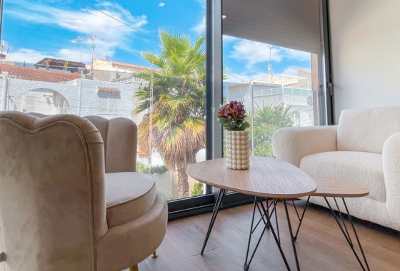 Revente - Villa - Torrevieja - Nueva Torrevieja - Aguas Nuevas