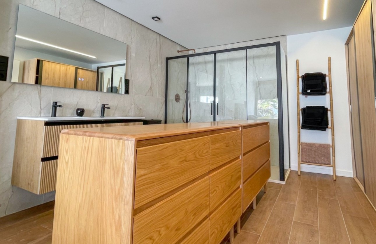 Revente - Villa - Torrevieja - Nueva Torrevieja - Aguas Nuevas