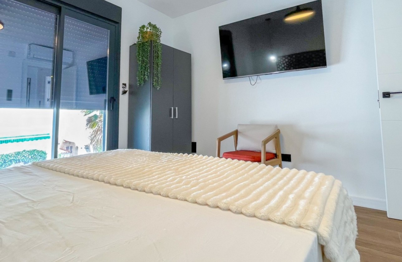 Revente - Villa - Torrevieja - Nueva Torrevieja - Aguas Nuevas