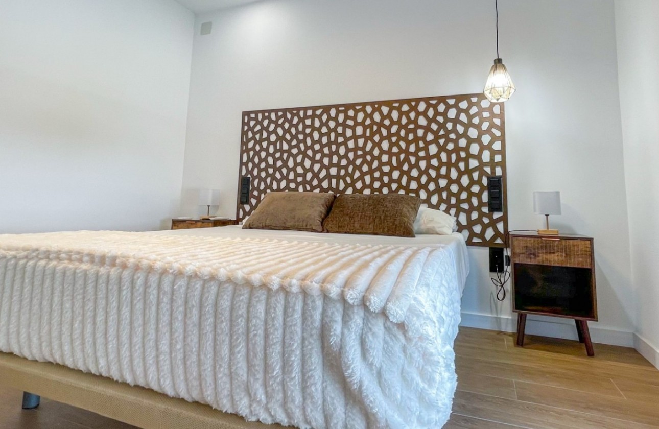 Revente - Villa - Torrevieja - Nueva Torrevieja - Aguas Nuevas