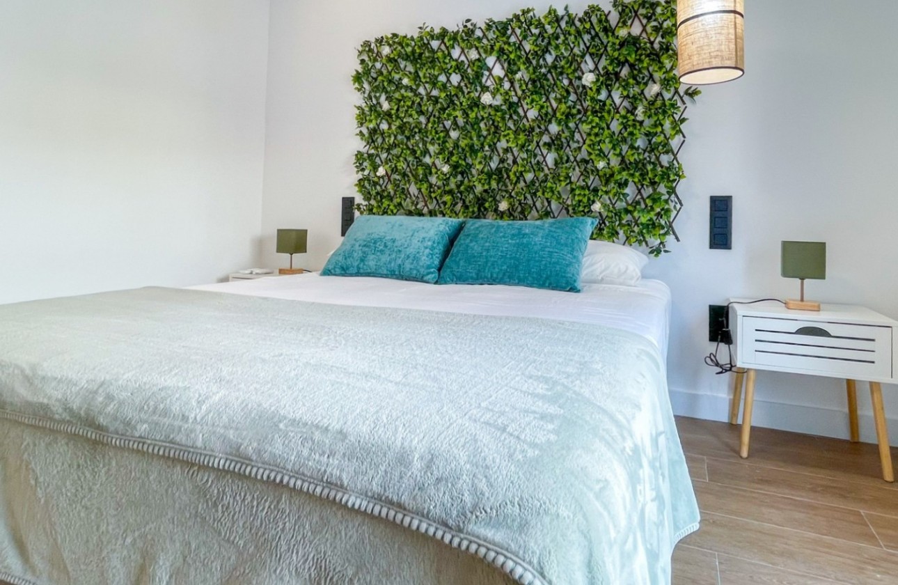 Revente - Villa - Torrevieja - Nueva Torrevieja - Aguas Nuevas