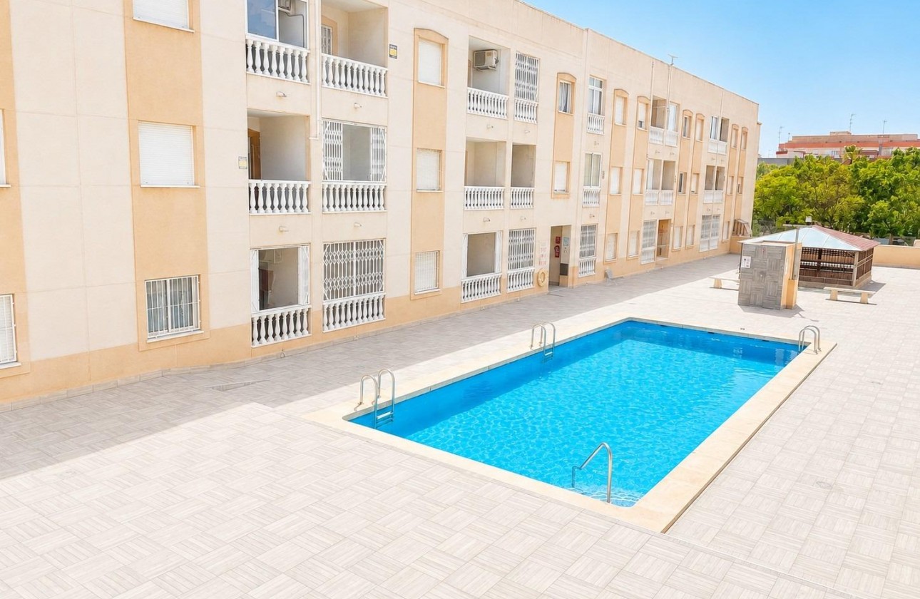 Reventa - Apartamento / piso - Torrevieja - Estacion de autobuses