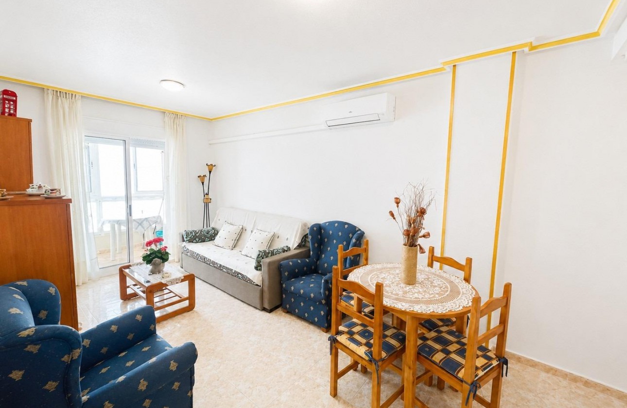 Reventa - Apartamento / piso - Torrevieja - Estacion de autobuses