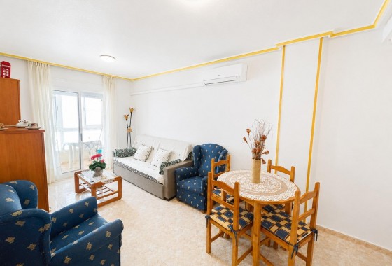 Reventa - Apartamento / piso - Torrevieja - Estacion de autobuses