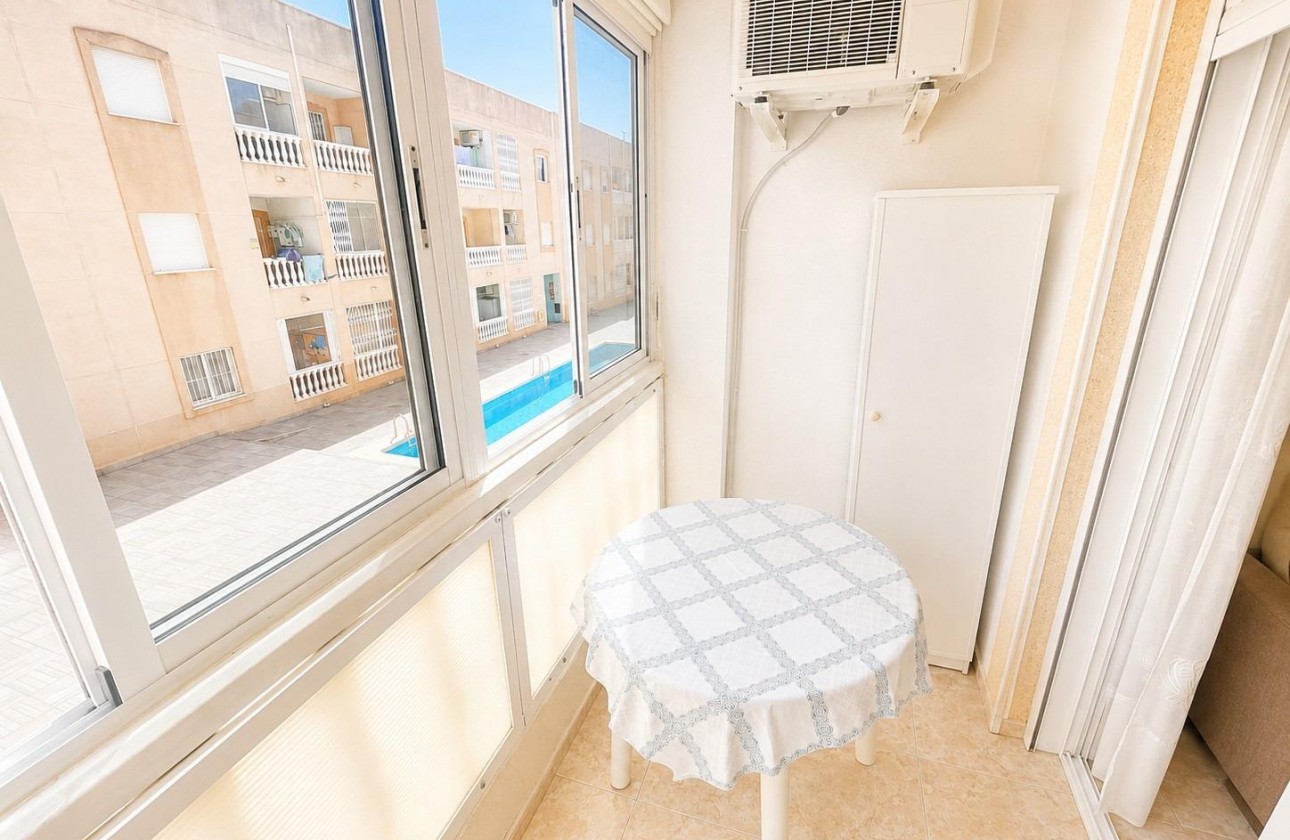 Reventa - Apartamento / piso - Torrevieja - Estacion de autobuses