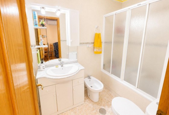 Reventa - Apartamento / piso - Torrevieja - Estacion de autobuses
