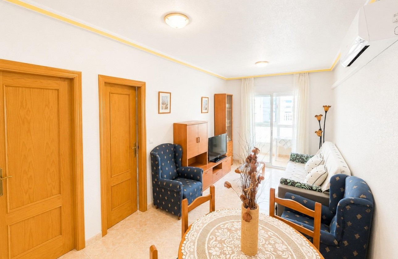 Reventa - Apartamento / piso - Torrevieja - Estacion de autobuses