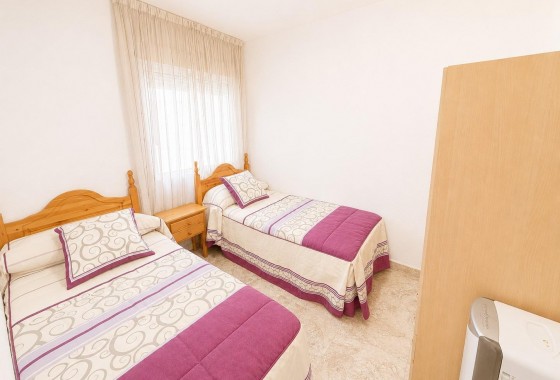 Reventa - Apartamento / piso - Torrevieja - Playa del cura