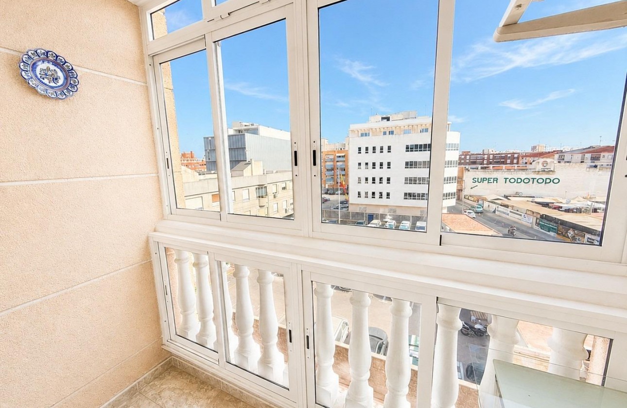 Reventa - Apartamento / piso - Torrevieja - Playa del cura