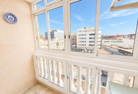 Reventa - Apartamento / piso - Torrevieja - Playa del cura