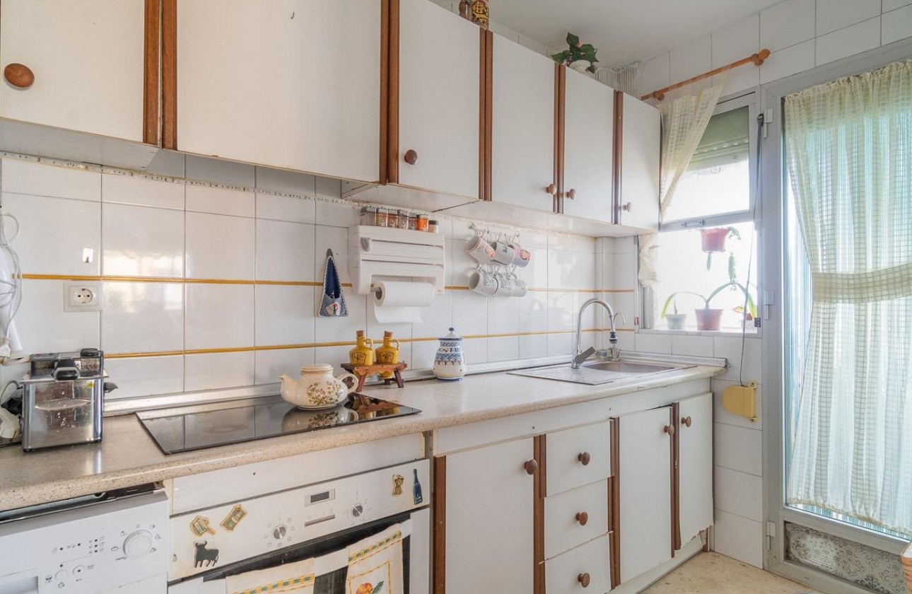 Revente - Appartement - Torrevieja - Centro