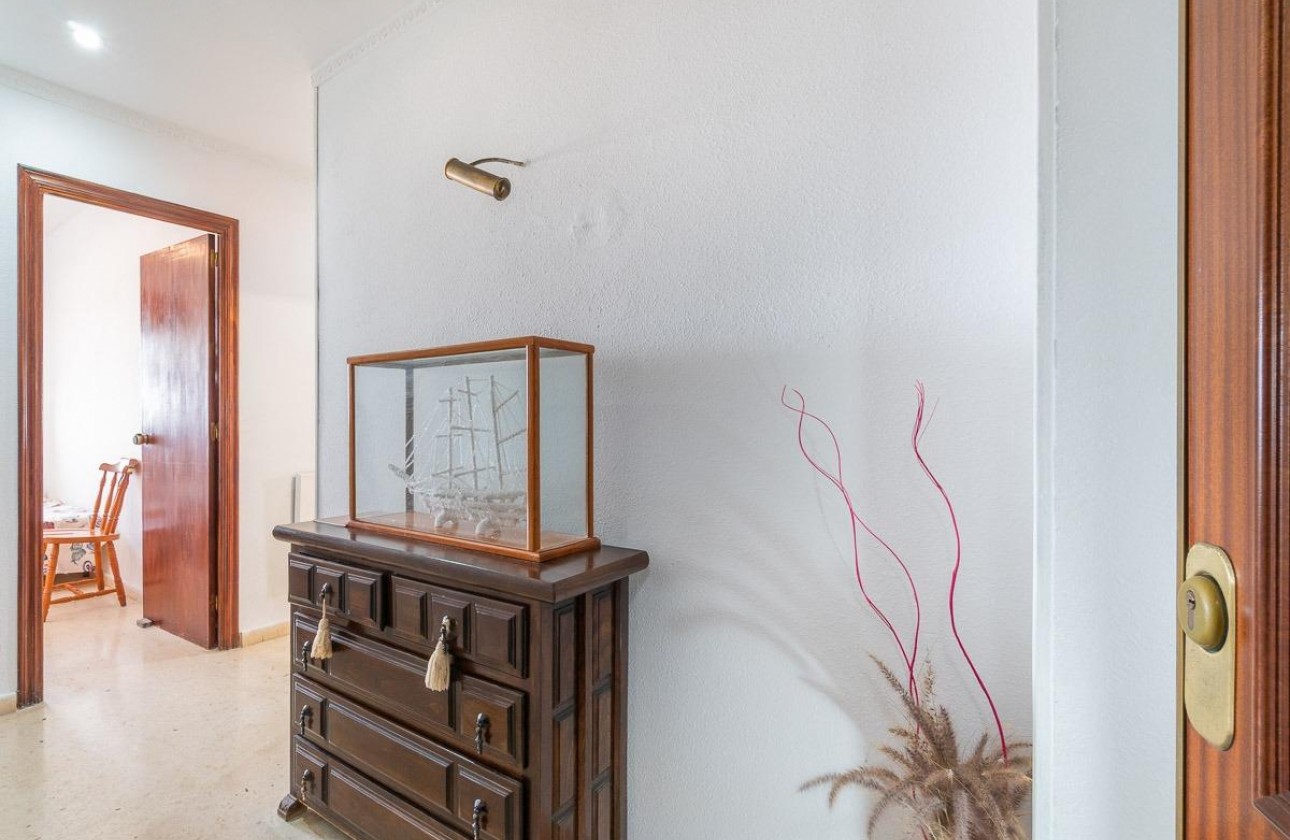 Revente - Appartement - Torrevieja - Centro